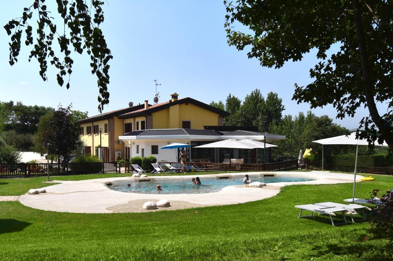 Agricampeggio Corte Tonolli Valeggio sul Mincio Exterior photo